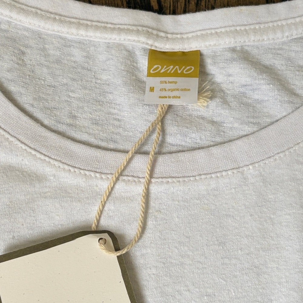 NWT Onno hemp short sleeve tshirt - Picture 2 of 3